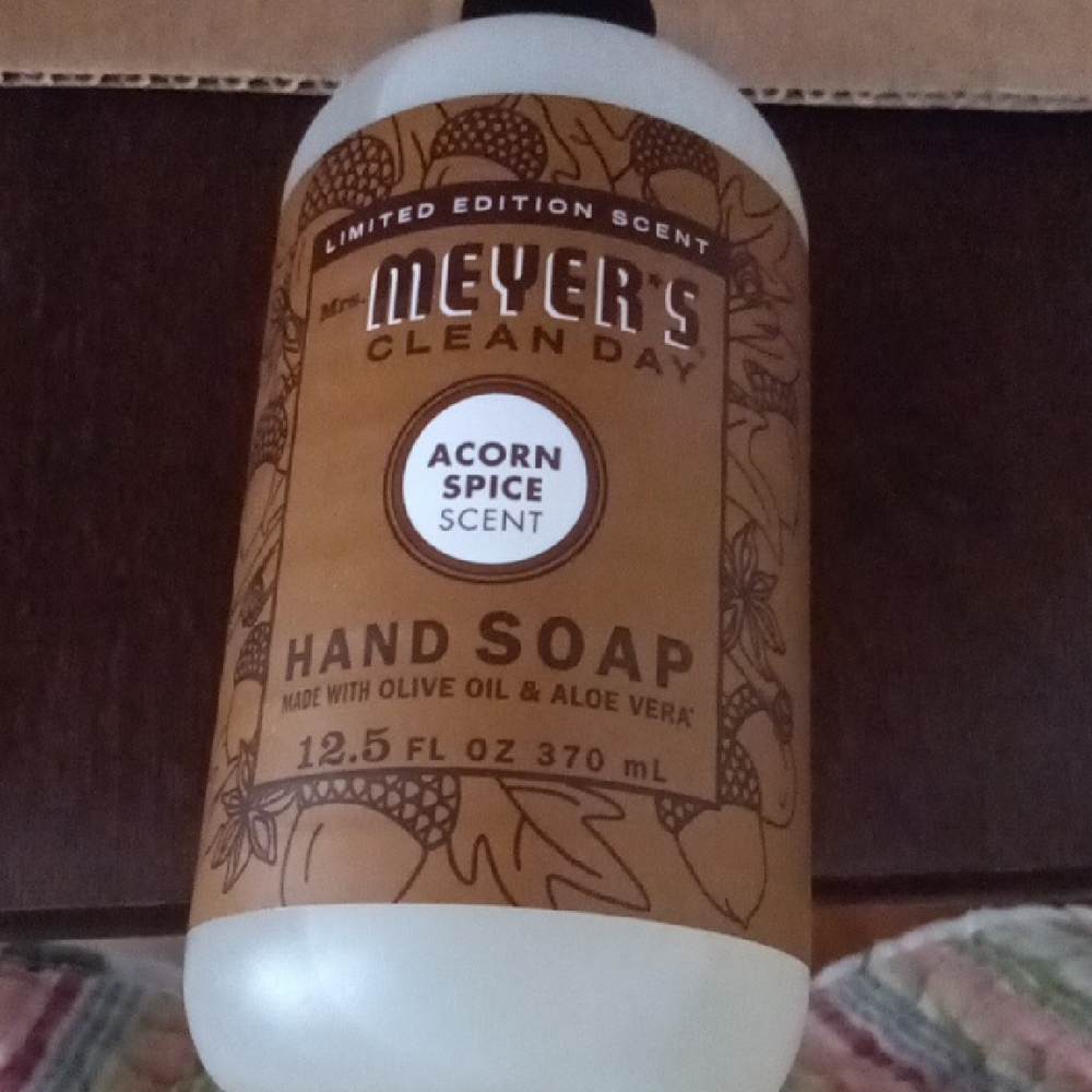 Meyer's Clean Day Acorn Spice Hand Soap - Brown and Cream